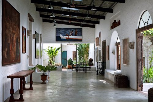 Pinto Gallery